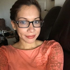 Meet your Posher, Christina